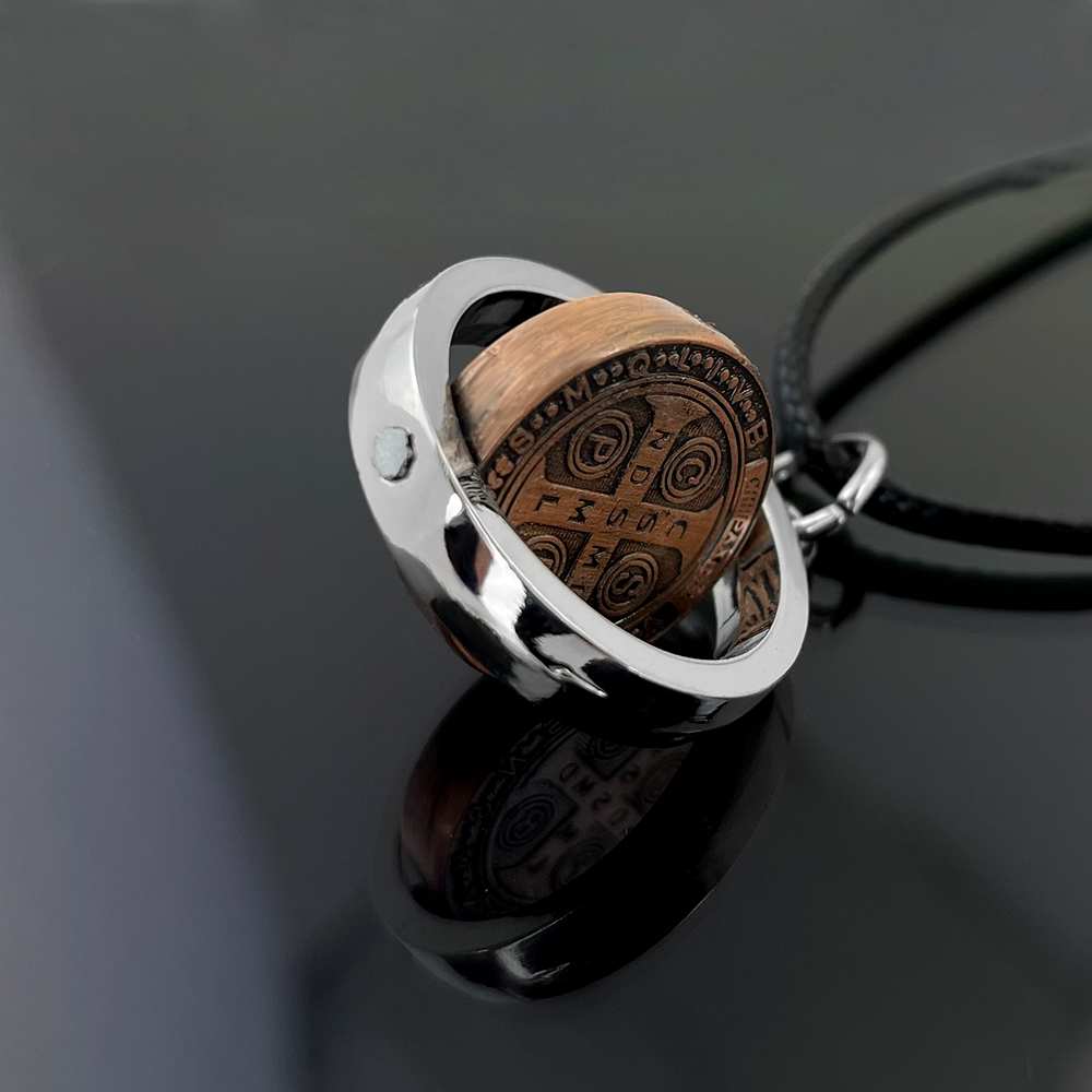 New St Benedict Medal Necklace - đánh giá và giá Jewelry & Watches Vitopoulos