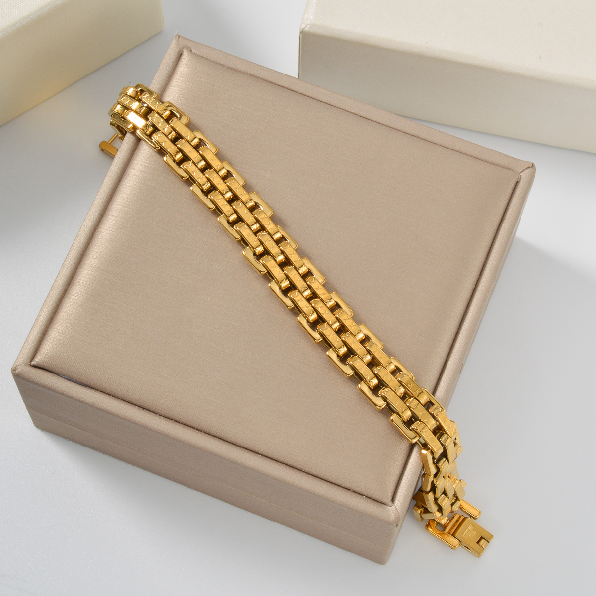 Retro Watch Band Link Bracelet - đánh giá và giá Unique Jewelry Watches
